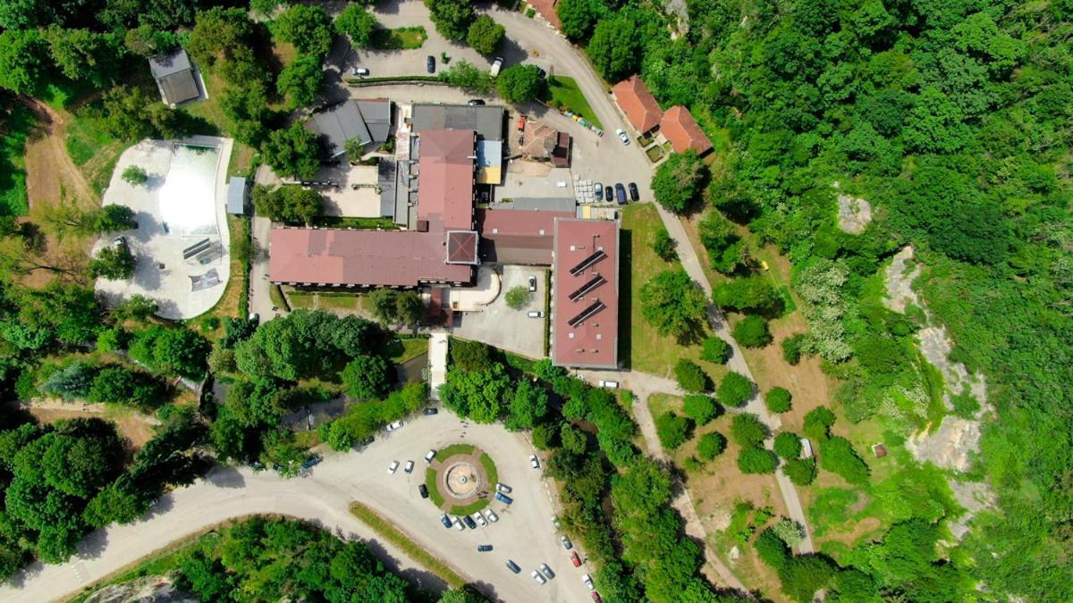 Park Hotel Kaylaka Plevne Dış mekan fotoğraf